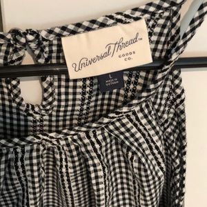 Universal Thread Halter Top